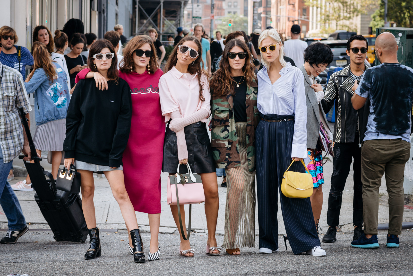 Italian street style stars at NYFW SS17 including Eleonora Carisi